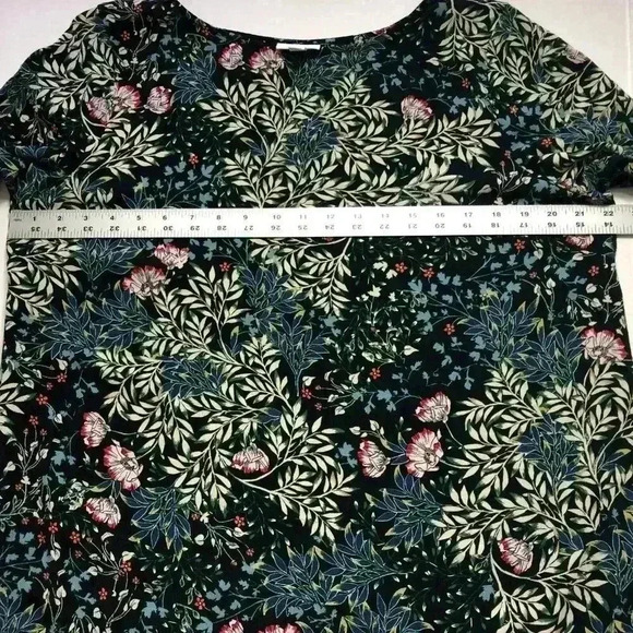 J Jill Tunic sz L Scoop Neck 3/4 Raglan Sleeve Flowy Floral Fairy Grunge Black - Picture 3 of 8